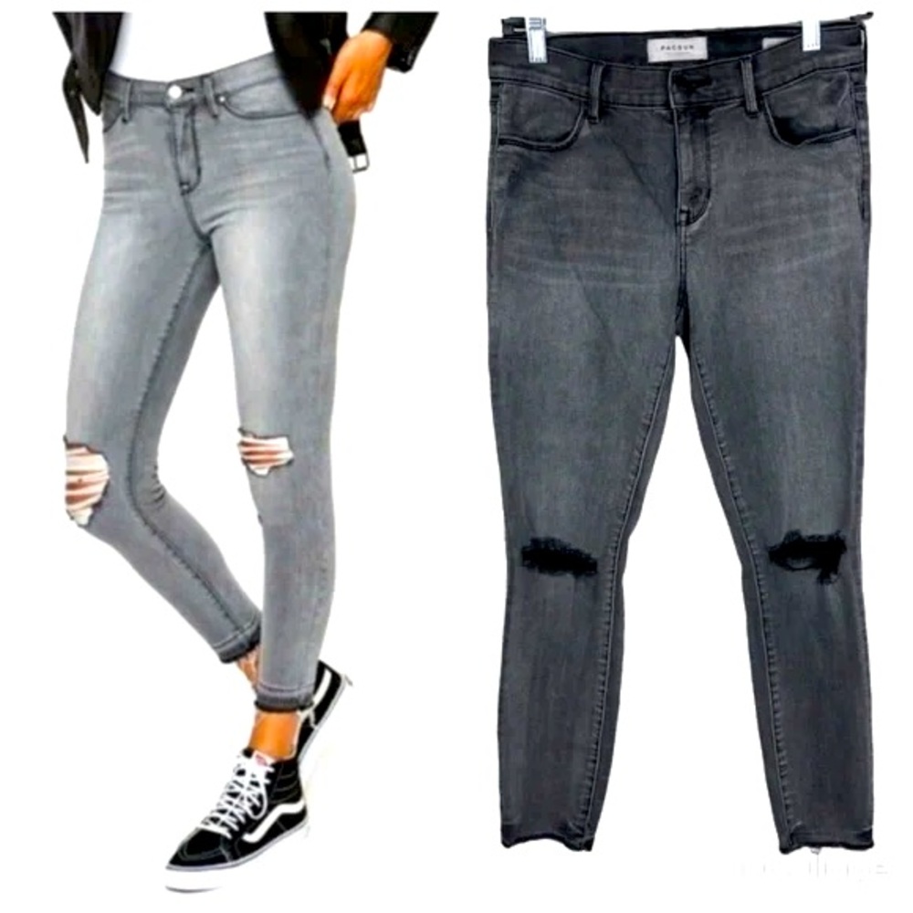 060.PacSun Ashley Mason Skinny Superstretch distressed Jeggins in Faded Black